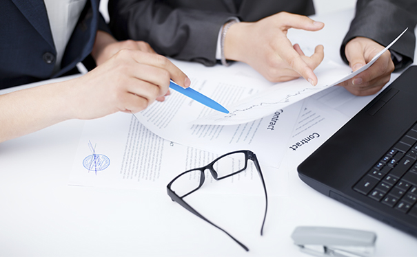 Abogados Reclama león