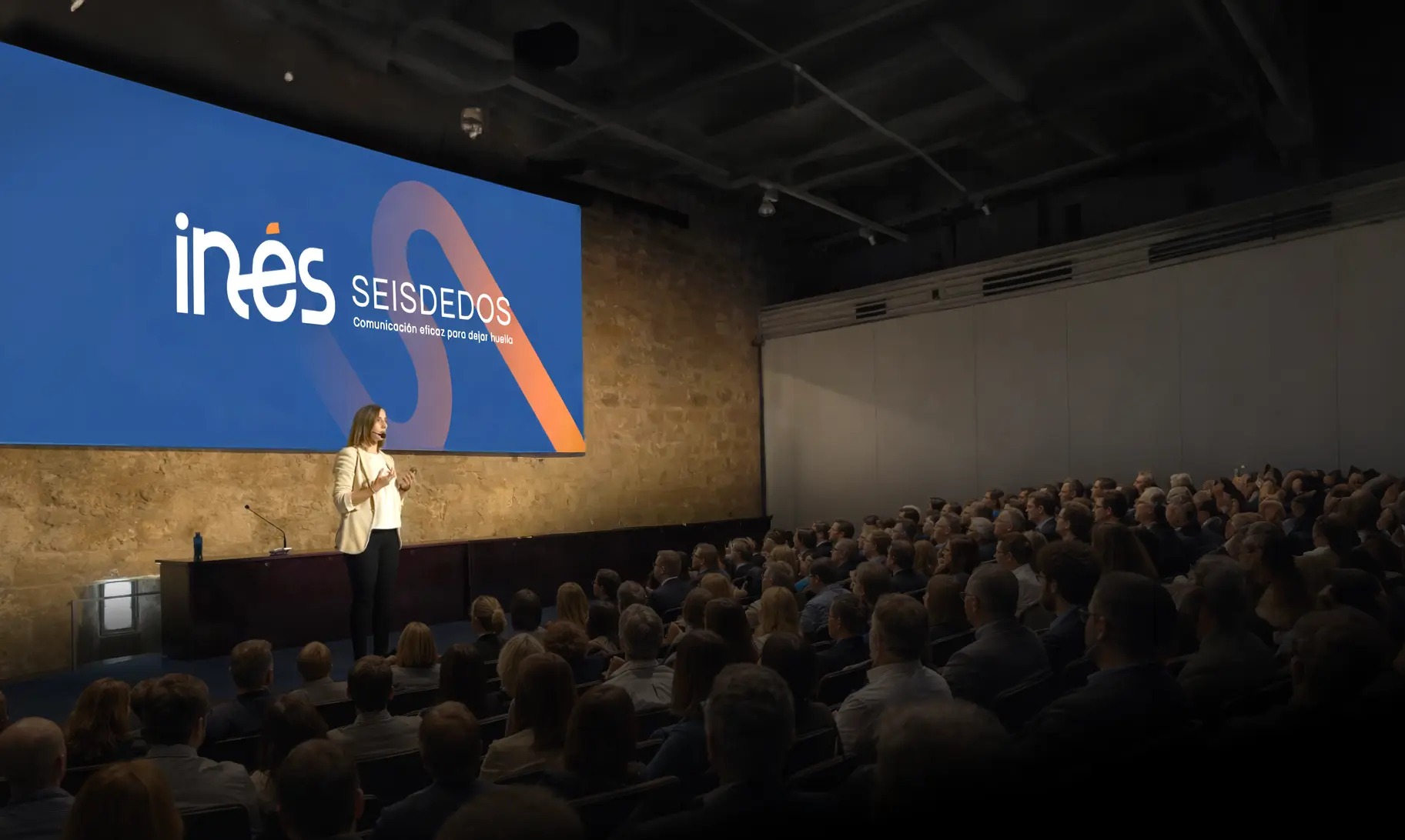 Inés Seisdedos | Cursos de oratoria y comunicación