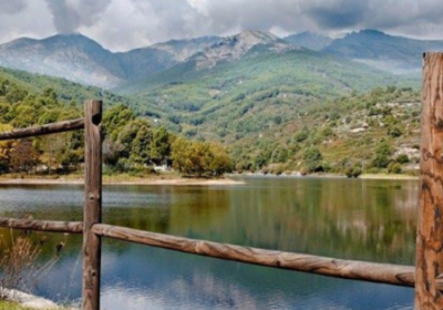 Casa-rural-en-Sierra-de-Gredos-con-sistema-domotico-ventajas-para-una-estancia-segura-y-confortable-3
