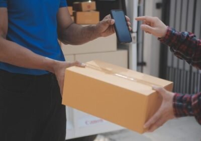 imgi_9_young-woman-small-business-owner-online-shopping-home-taking-note-orders-from-customers-with-mobile-phones-sme-entrepreneur-fre